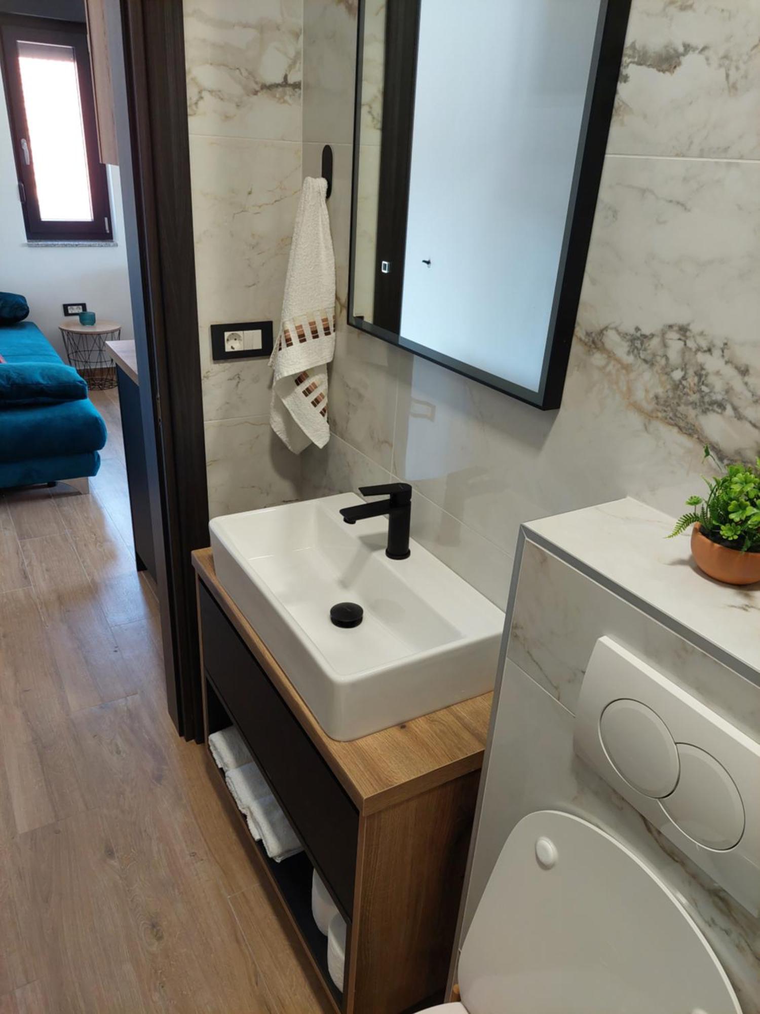 Apartmani Karla Paklenica Starigrad Paklenica Exterior photo